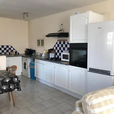Holiday home De L'hortensia-charmante Au Calme
