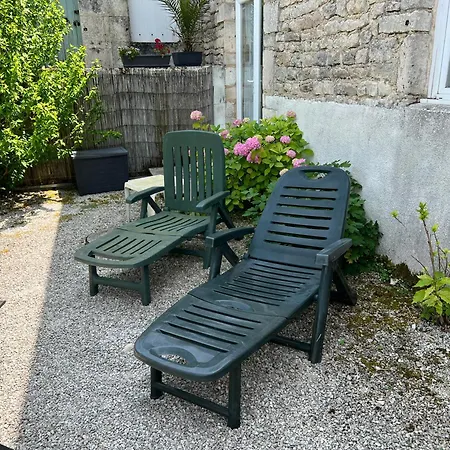 De L'hortensia-charmante Au Calme * Gourville (Rouillac)